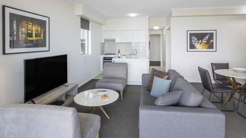 Apartments @ 212 Margaret - Accommodation QLD 2