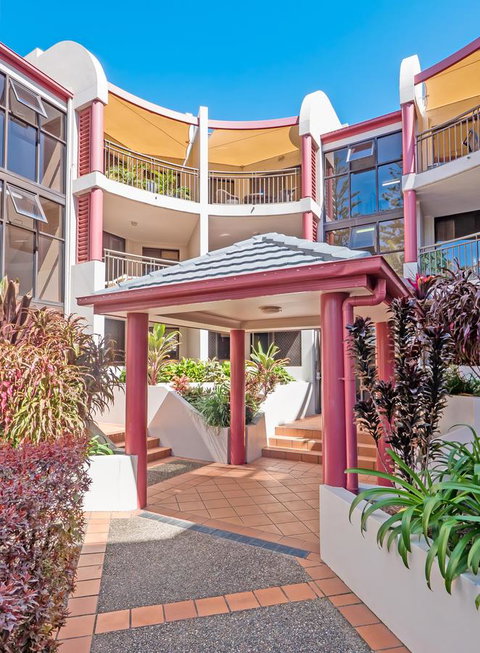 Burleigh On The Beach - Accommodation QLD 5