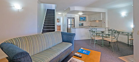 Burleigh On The Beach - Accommodation QLD 26