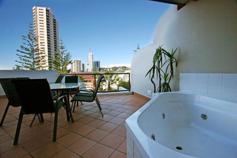 Burleigh On The Beach - Accommodation QLD 32