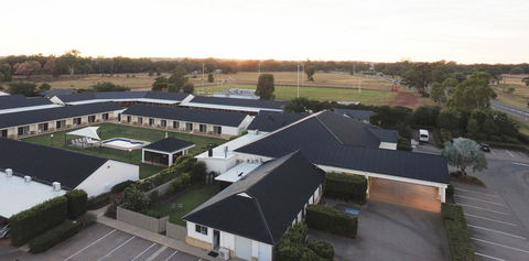 Roma Explorers Inn - Accommodation QLD 3