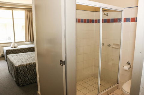 Salisbury Hotel Motel - Accommodation QLD 13