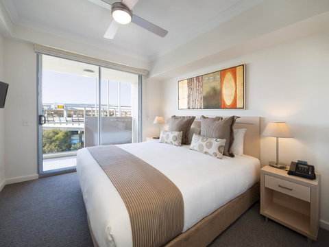 Oaks Brisbane Mews Suites - Accommodation QLD 13