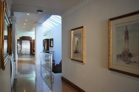 Astor Metropole Hotel - Accommodation QLD 5