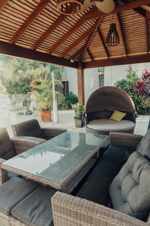 Burleigh Palms Holiday Apartments - Accommodation QLD 30