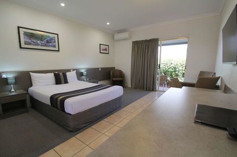 Midlander Motor Inn - Accommodation QLD 9