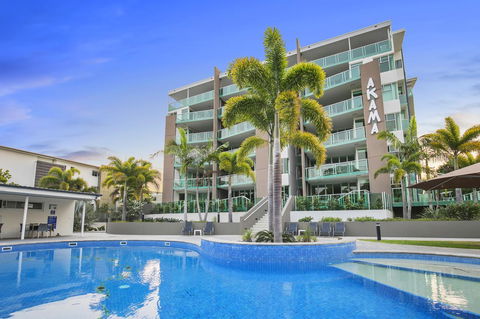 Akama Resort - Accommodation QLD 0