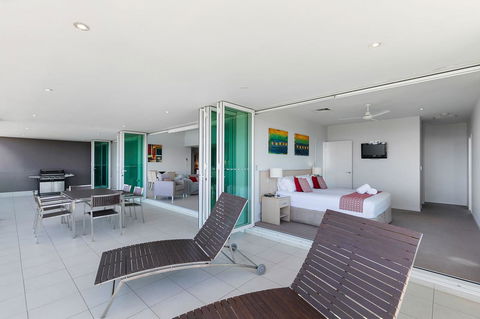 Akama Resort - Accommodation QLD 8