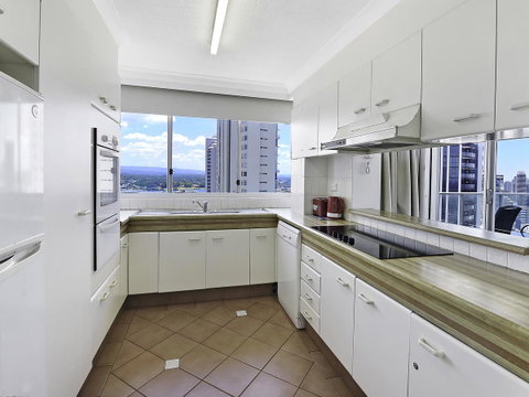 Surf 150 - Accommodation QLD 20