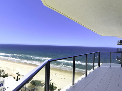 Surf 150 - Accommodation QLD 8