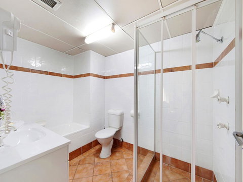 Surf 150 - Accommodation QLD 25