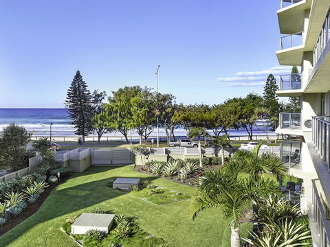 Surf 150 - Accommodation QLD 43