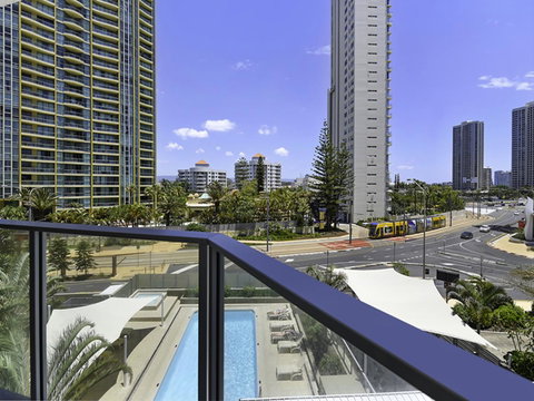 Surf 150 - Accommodation QLD 32