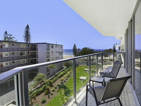Surf 150 - Accommodation QLD 36