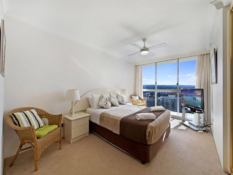 Surf 150 - Accommodation QLD 24