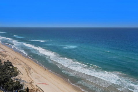 Surf 150 - Accommodation QLD 1