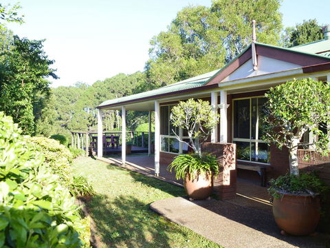 Apple Tree Cottage Montville - Accommodation QLD 1