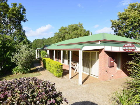 Apple Tree Cottage Montville - Accommodation QLD 3
