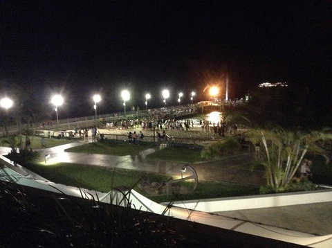 Beachfront Holiday Apartment To Rent For Short And Long Stays - Accommodation QLD 22