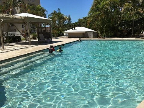 Beachfront Holiday Apartment To Rent For Short And Long Stays - Accommodation QLD 26