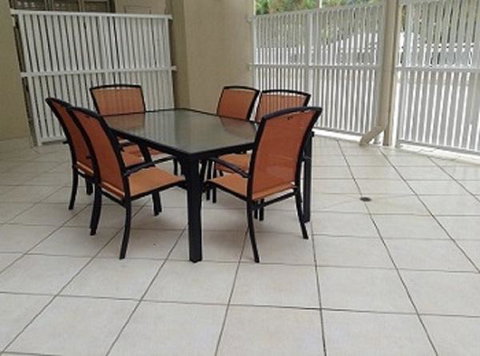 Beachfront Holiday Apartment To Rent For Short And Long Stays - Accommodation QLD 14