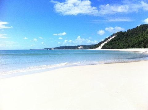 Beachfront Holiday Apartment To Rent For Short And Long Stays - Accommodation QLD 35
