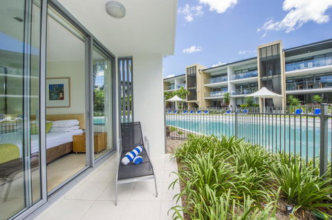 Blue On Blue Apartment 1011 - Accommodation QLD 3