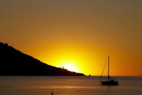 Maggies Beachfront Apartment 7 - Accommodation QLD 2