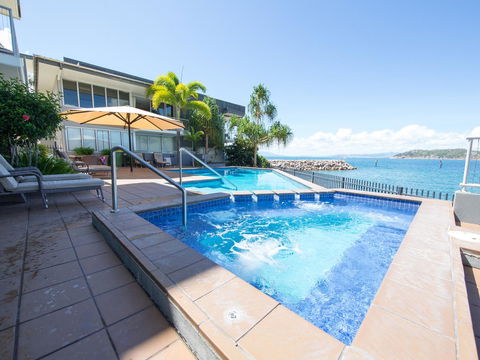 Grand Mercure Apartments Magnetic Island - Accommodation QLD 8