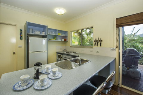 Manyana, 3 Opalia Court - Accommodation QLD 3