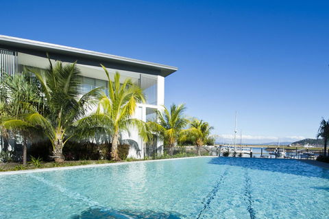 Blue On Blue Apartment 933 - Accommodation QLD 1