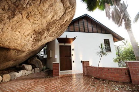 Nahmahlu - Accommodation QLD 2
