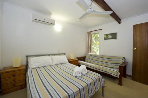 Magnetic Island Holiday House - Accommodation QLD 4
