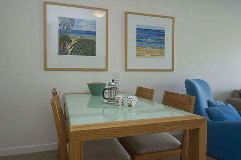 Blue On Blue Superior Studio Room 1241 - Accommodation QLD 4