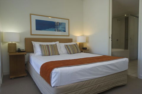 Blue On Blue Superior Studio Room 1241 - Accommodation QLD 3