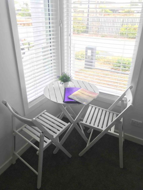 Modern Beach Villa - Accommodation QLD 1