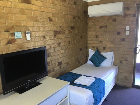 Bribie Waterways Motel - Accommodation QLD 12