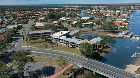 Bribie Waterways Motel - Accommodation QLD 3