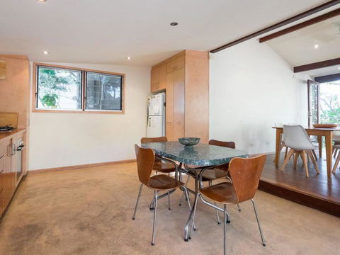 Laguna House - Accommodation QLD 2