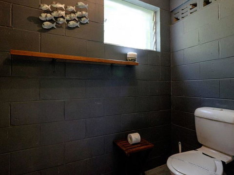 Eddies Place - Accommodation QLD 8