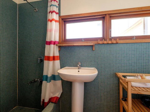 Eddies Place - Accommodation QLD 17