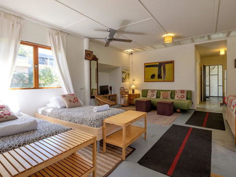 Eddies Place - Accommodation QLD 19