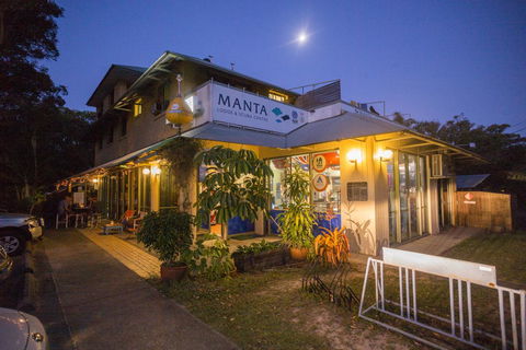 Manta Lodge YHA & Scuba Centre - Accommodation QLD 0