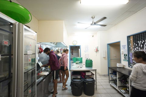 Manta Lodge YHA & Scuba Centre - Accommodation QLD 6