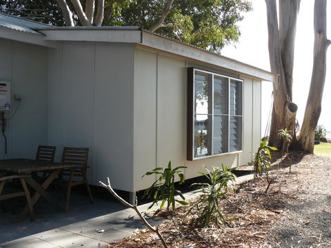 Sea Shanties - Accommodation QLD 16