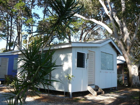 Sea Shanties - Accommodation QLD 2