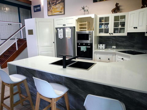 Gone Fishin - Accommodation QLD 1