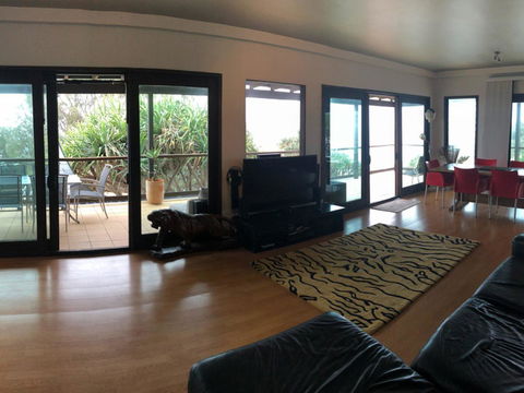Tugtullum - Accommodation QLD 2