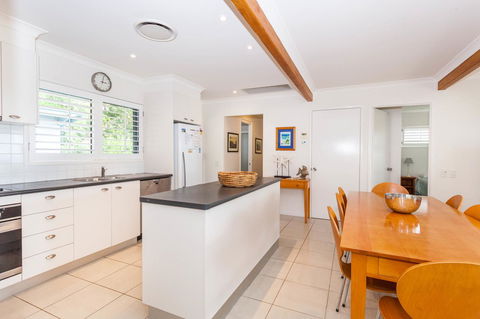 Seychelles Up - Accommodation QLD 14