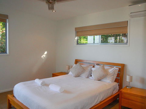 Seagrass - Accommodation QLD 5